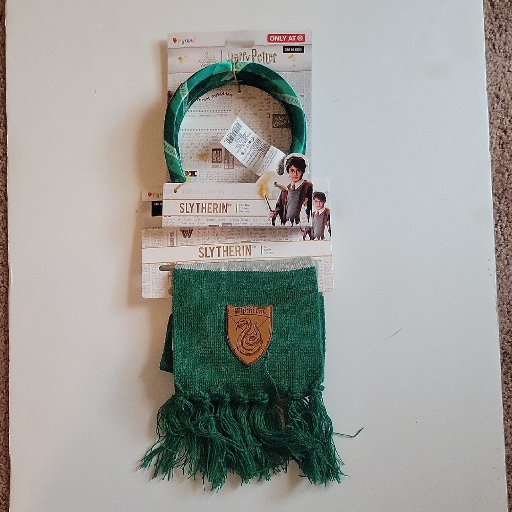 Harry Potter Slytherin Green Headband and Scarf Set